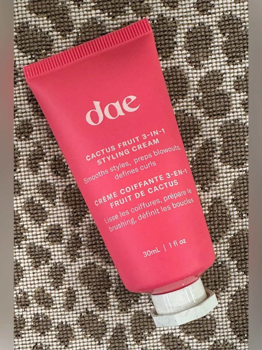 New in Box Sephora Beauty Insider Dae 2 Piece Set~Styling Cream & Hairspray